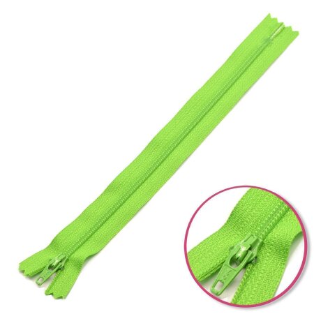 Zipper Light Green 12cm Non Seperable YKK (0561179-536)